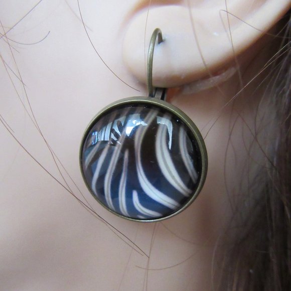 Black & white zebra striped pierced photo glass earrings  - hand made - Picture 1 of 4